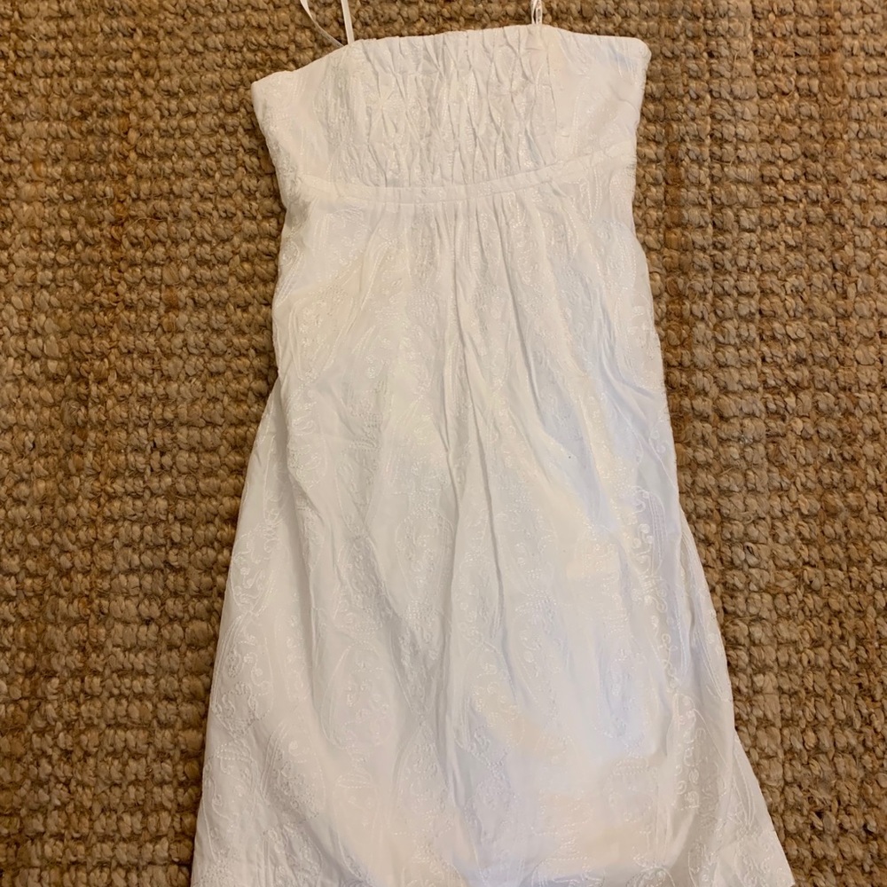 White strapless Lilly dress